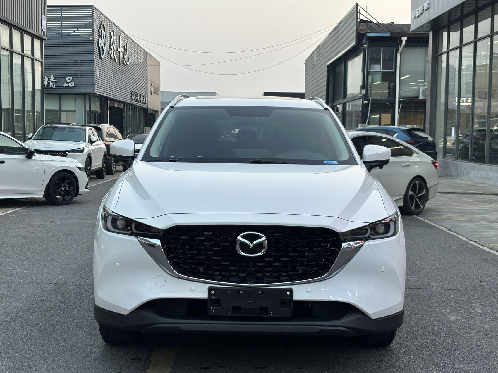 Mazda CX-5 белый