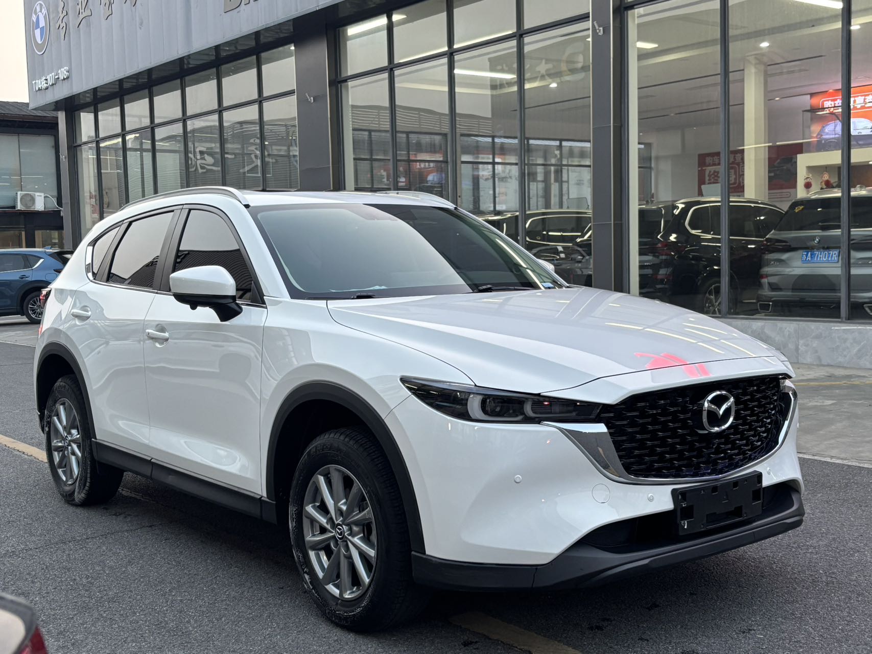 Mazda CX-5 белый