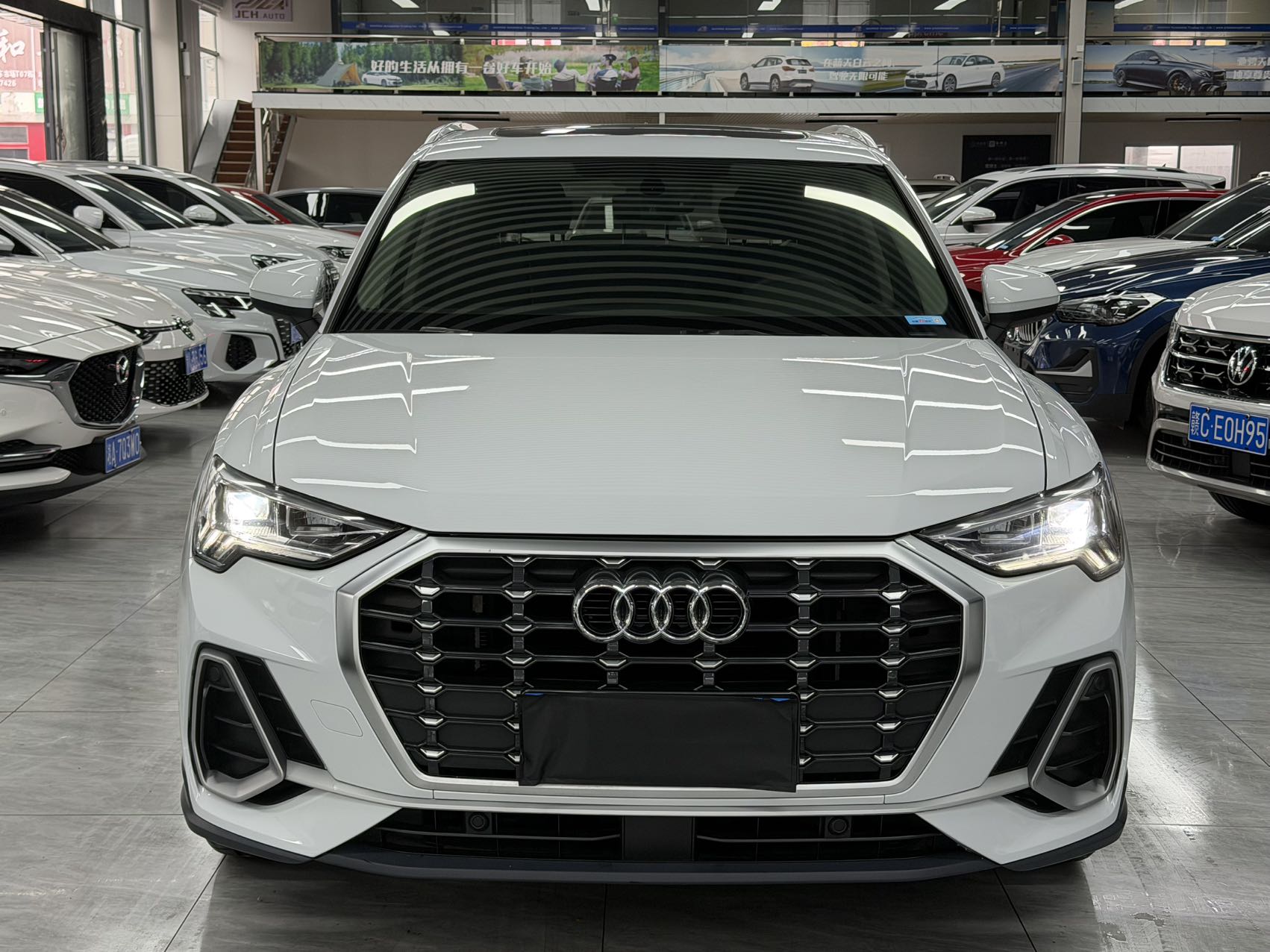 Audi Q3 Белый Dynamic