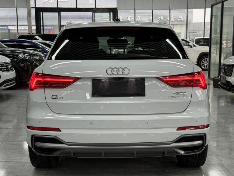 Audi Q3 Белый Dynamic
