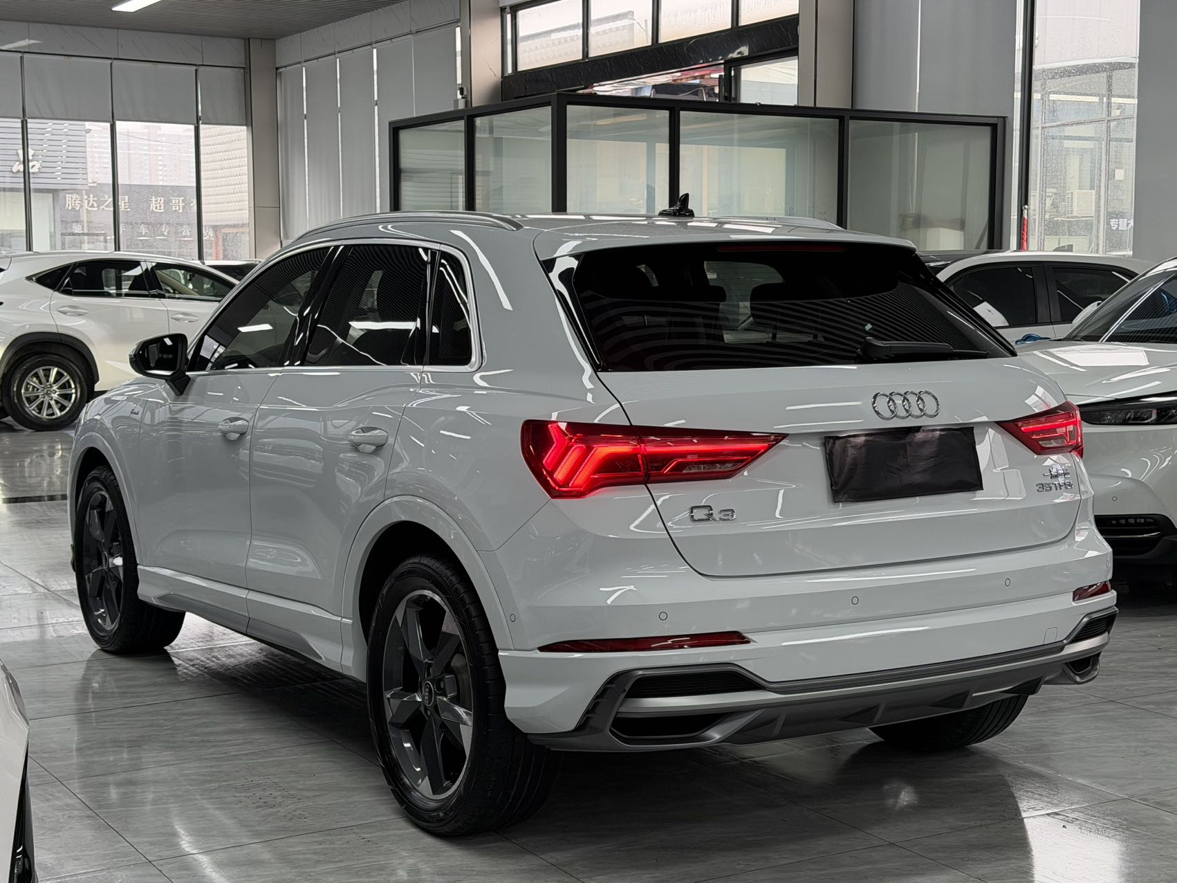 Audi Q3 Белый Dynamic