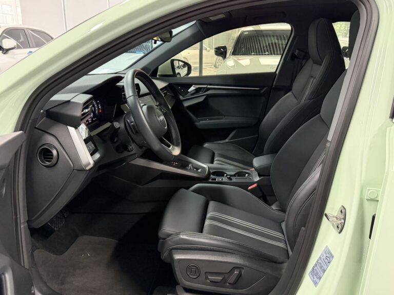 Audi A3 Белый