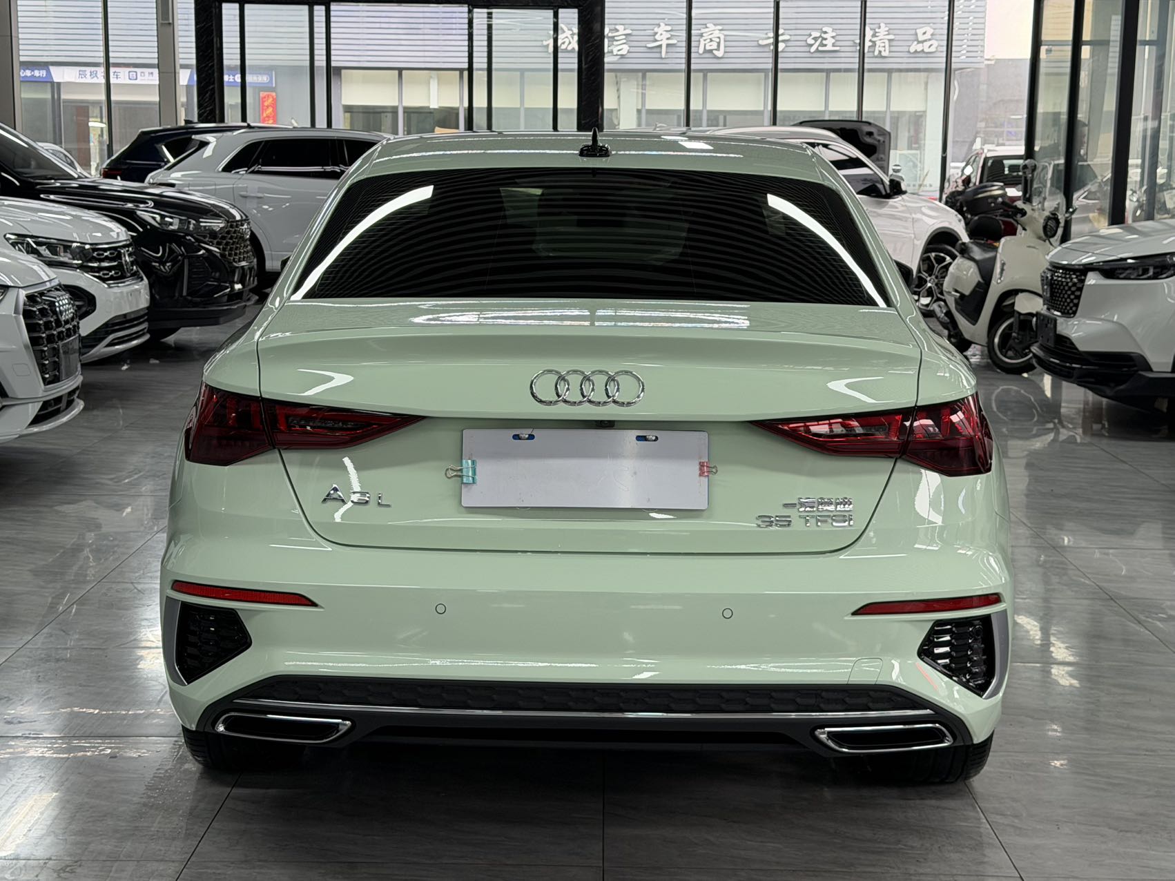 Audi A3 Белый