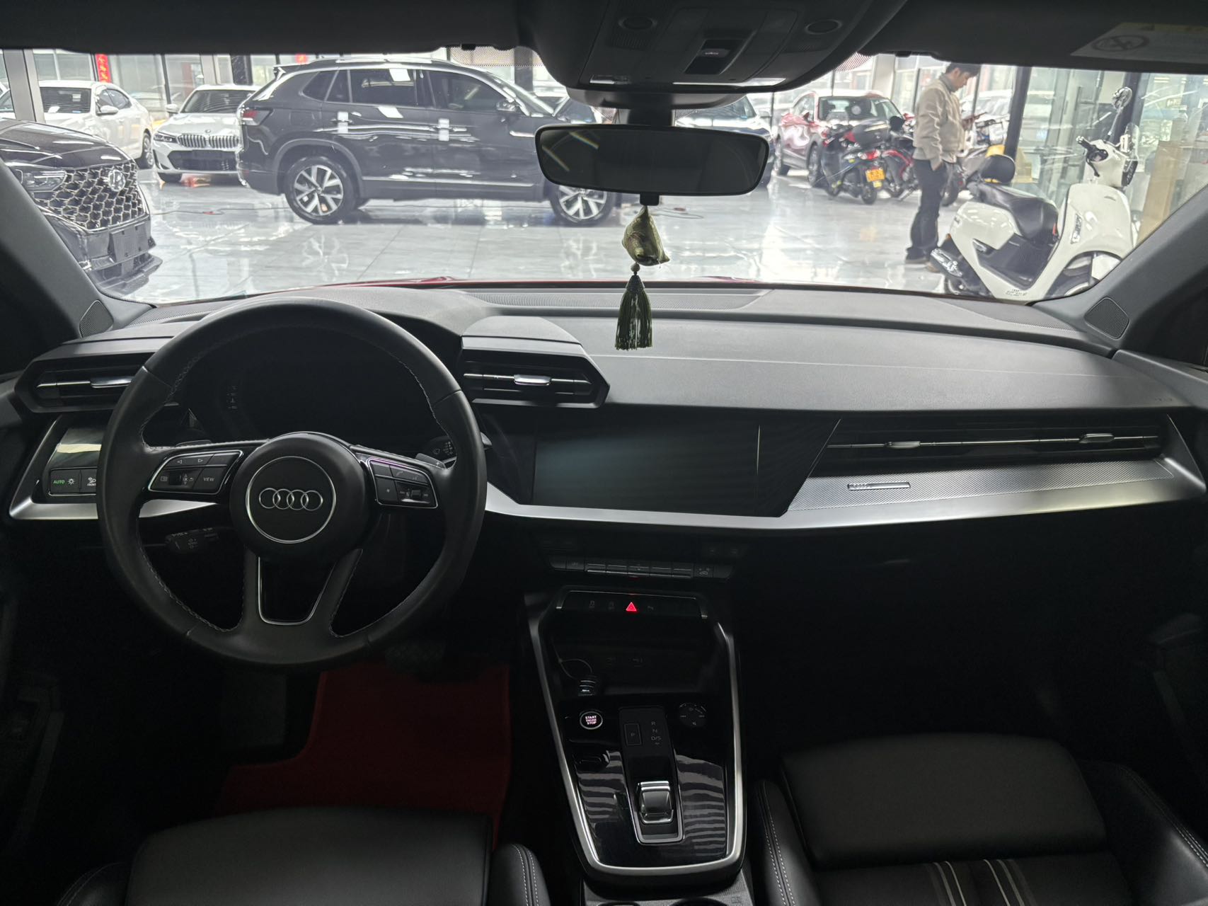 Audi A3 Красный