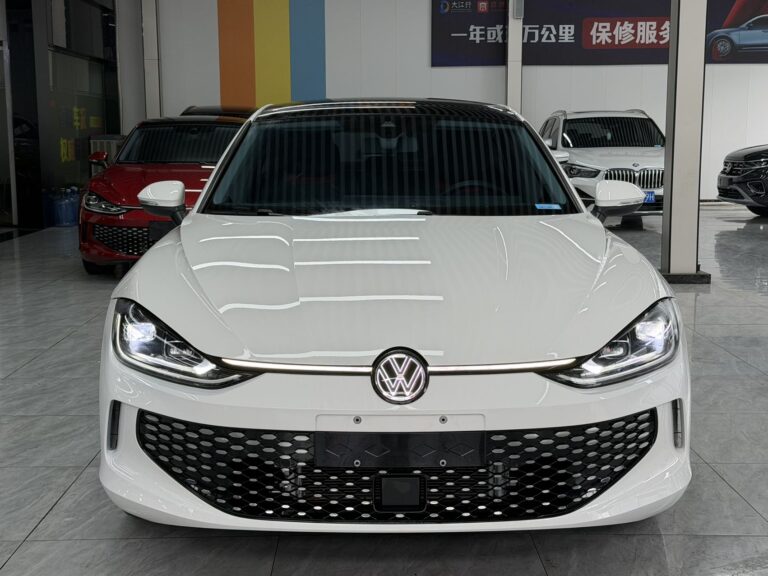 Volkswagen Lamando Белый