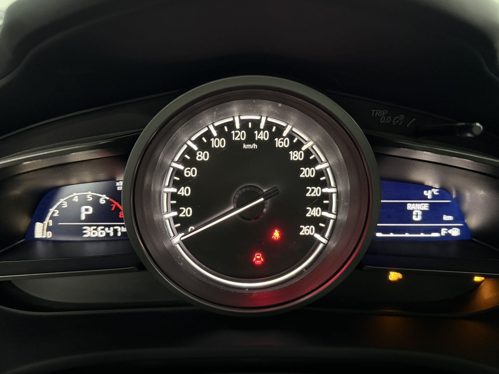 Mazda CX-4 Белый