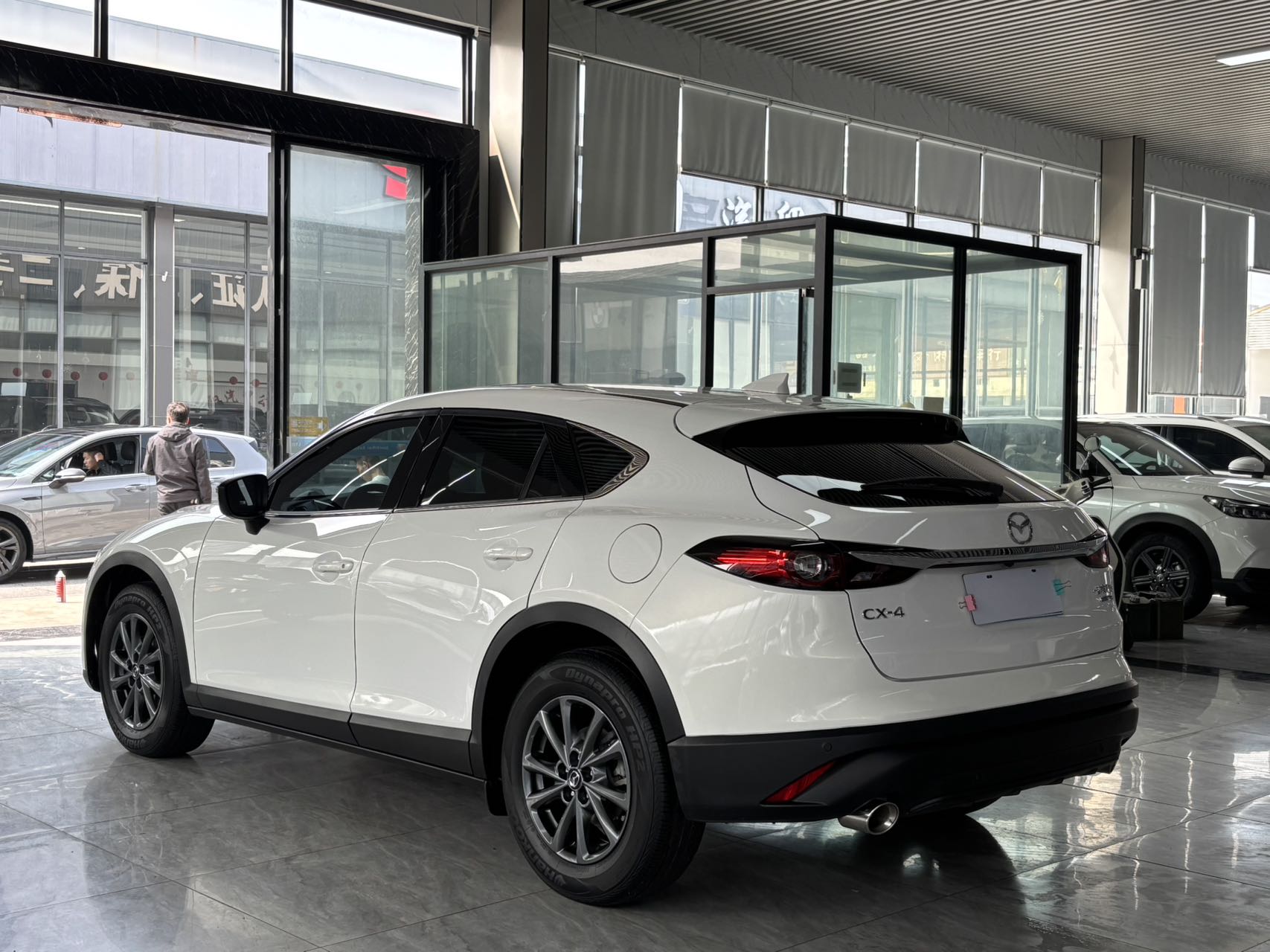 Mazda CX-4 Белый 2