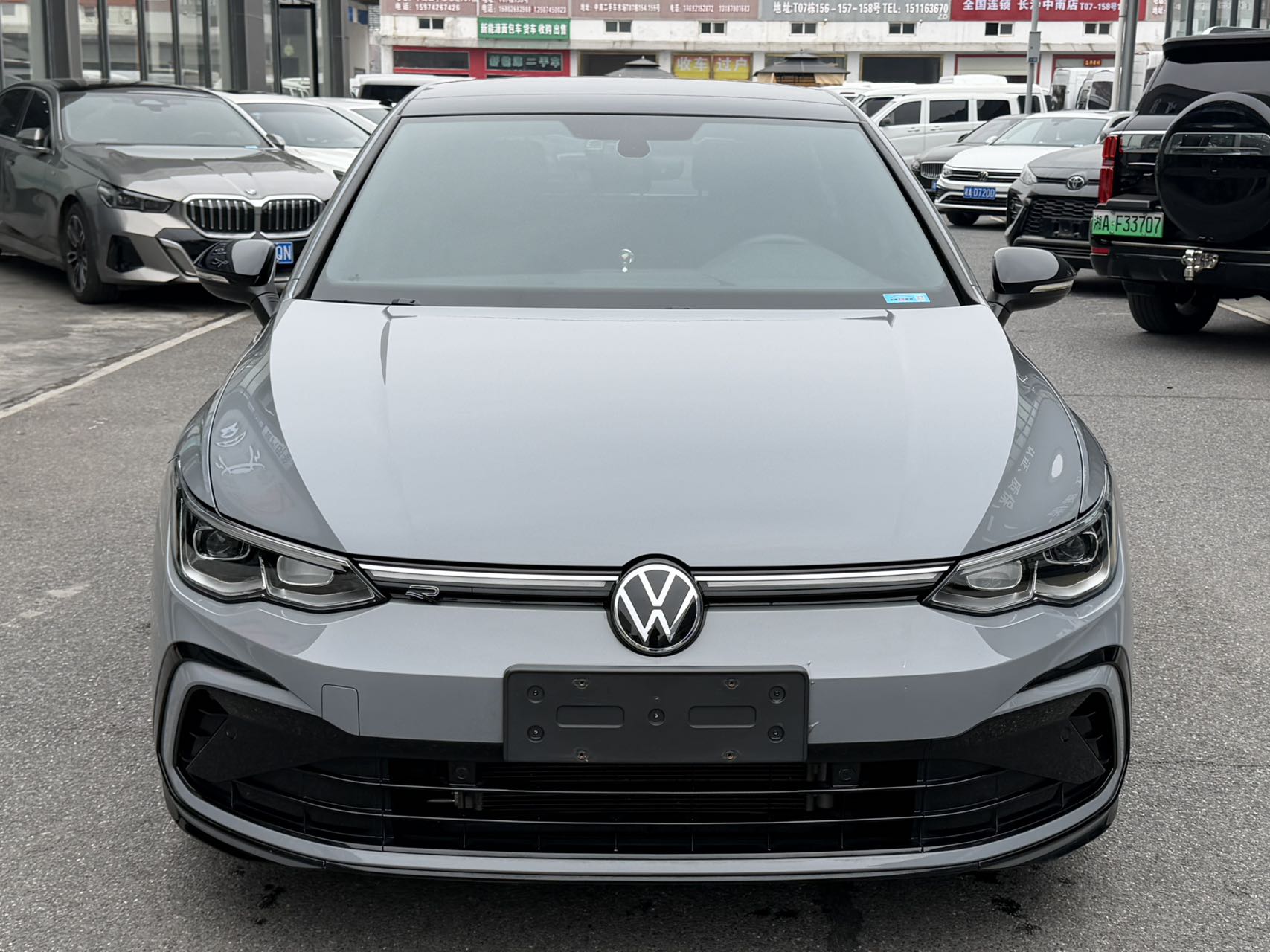 Volkswagen Golf Серый
